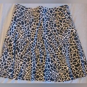 Merona black and white print A-line skirt, size 6